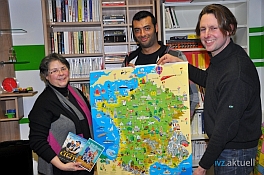 spacer	Bildunterschrift: Colette Droux , Mohamed Metahri und Bruno Allamel (v.l.), sind das Vorstandsteam des Vereins France Treff e.V. in Ibbenbüren. Sie organisieren das vielfältige Veranstaltungsangebot für alle Frankreich-Freunde in der Region. 