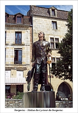  Bergerac - Statue de Cyrano de Bergerac 